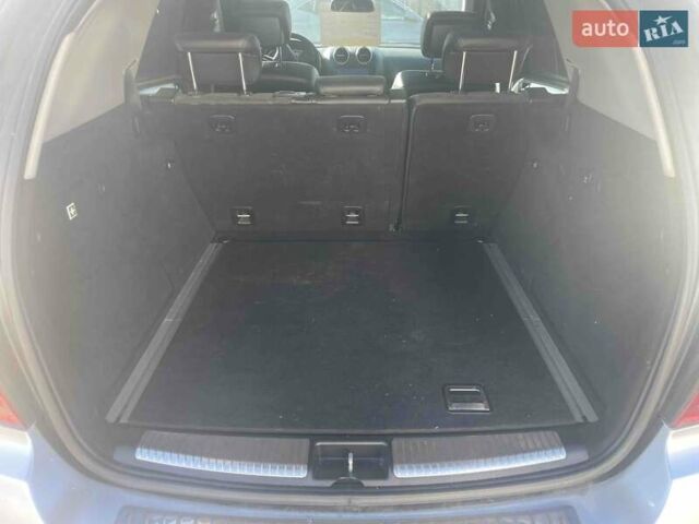 Сірий Мерседес М-Клас, об'ємом двигуна 3.5 л та пробігом 303 тис. км за 9500 $, фото 14 на Automoto.ua