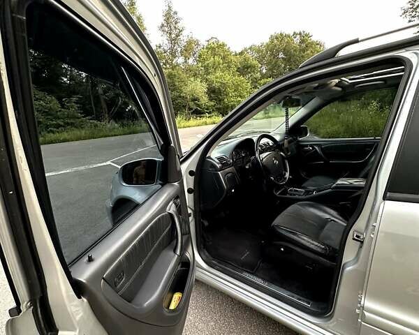 Сірий Мерседес М-Клас, об'ємом двигуна 2.69 л та пробігом 280 тис. км за 10500 $, фото 4 на Automoto.ua