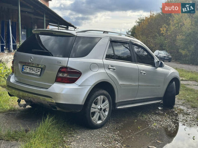 Серый Мерседес М-Класс, объемом двигателя 3 л и пробегом 280 тыс. км за 10990 $, фото 5 на Automoto.ua