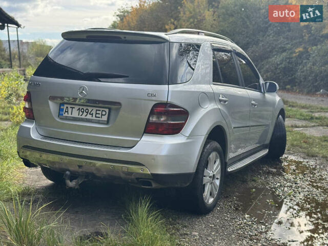 Серый Мерседес М-Класс, объемом двигателя 3 л и пробегом 280 тыс. км за 10990 $, фото 6 на Automoto.ua