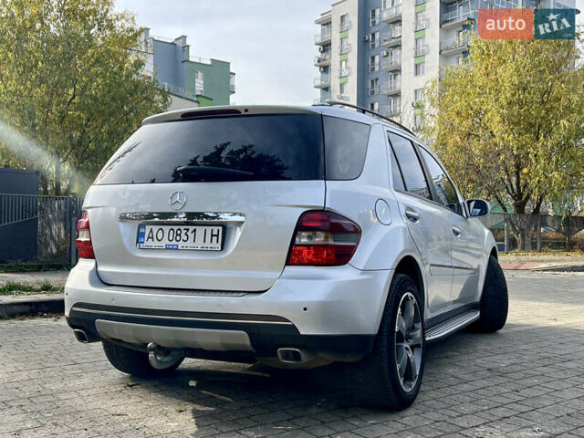 Серый Мерседес М-Класс, объемом двигателя 3 л и пробегом 345 тыс. км за 12400 $, фото 7 на Automoto.ua