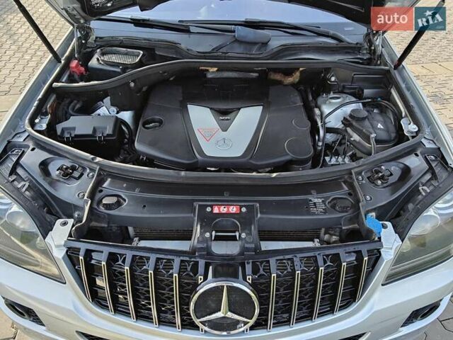 Серый Мерседес М-Класс, объемом двигателя 3 л и пробегом 265 тыс. км за 12300 $, фото 26 на Automoto.ua