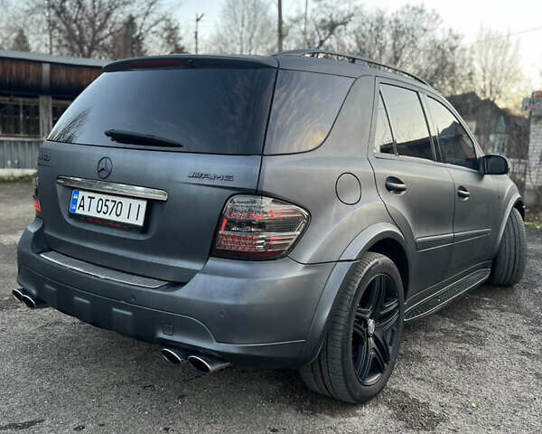 Серый Мерседес М-Класс, объемом двигателя 6.21 л и пробегом 250 тыс. км за 14500 $, фото 8 на Automoto.ua