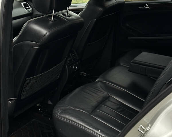 Сірий Мерседес М-Клас, об'ємом двигуна 3.5 л та пробігом 305 тис. км за 10900 $, фото 9 на Automoto.ua