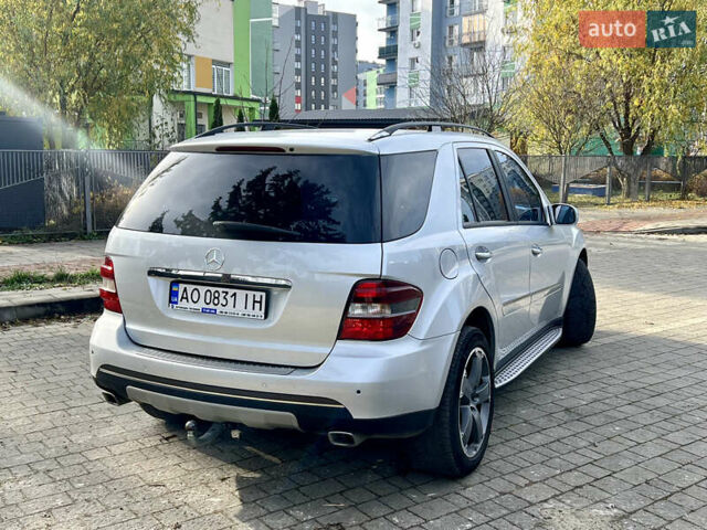 Серый Мерседес М-Класс, объемом двигателя 3 л и пробегом 345 тыс. км за 12400 $, фото 6 на Automoto.ua