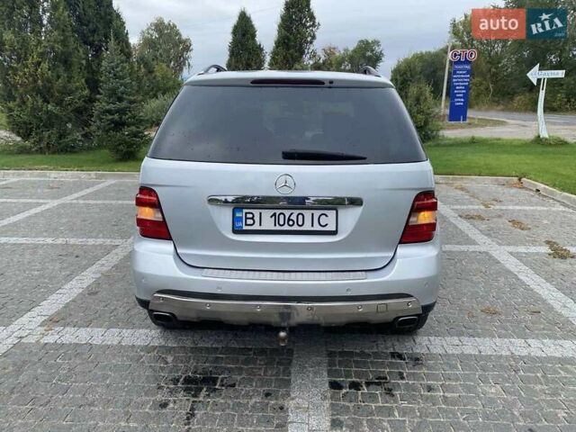 Сірий Мерседес М-Клас, об'ємом двигуна 2.99 л та пробігом 360 тис. км за 9300 $, фото 8 на Automoto.ua