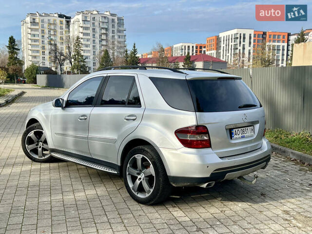 Серый Мерседес М-Класс, объемом двигателя 3 л и пробегом 345 тыс. км за 12400 $, фото 8 на Automoto.ua