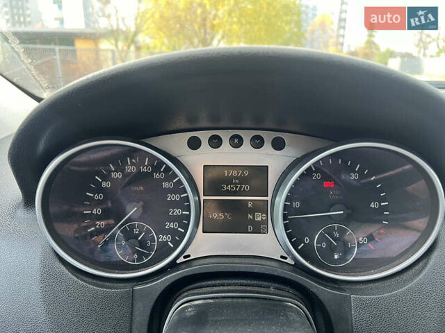 Серый Мерседес М-Класс, объемом двигателя 3 л и пробегом 345 тыс. км за 12400 $, фото 21 на Automoto.ua