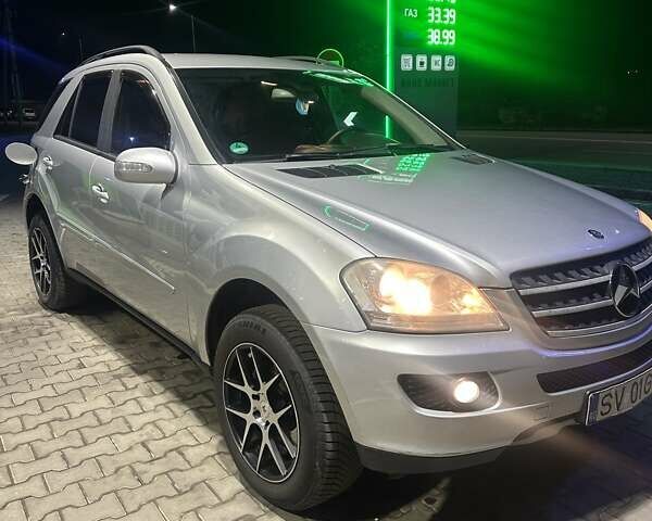 Серый Мерседес М-Класс, объемом двигателя 0 л и пробегом 320 тыс. км за 6200 $, фото 7 на Automoto.ua