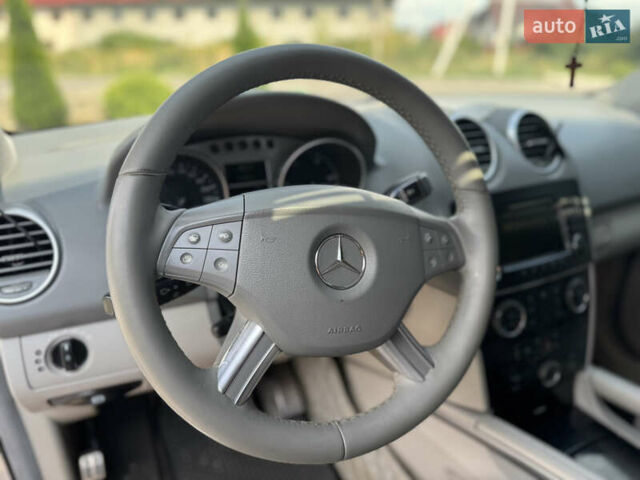 Серый Мерседес М-Класс, объемом двигателя 3.01 л и пробегом 280 тыс. км за 10900 $, фото 13 на Automoto.ua