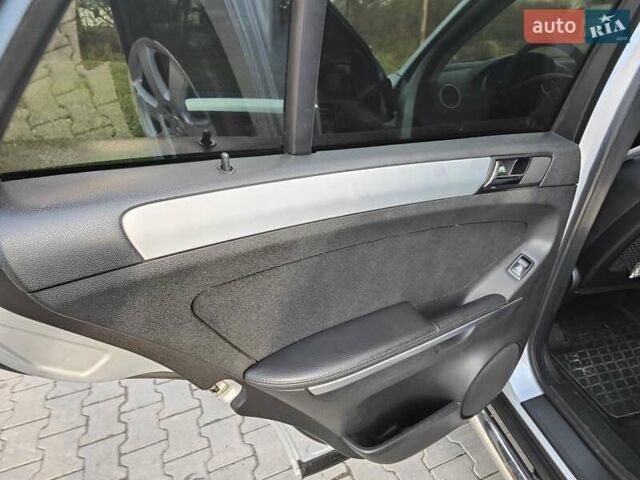 Серый Мерседес М-Класс, объемом двигателя 3 л и пробегом 265 тыс. км за 12300 $, фото 23 на Automoto.ua
