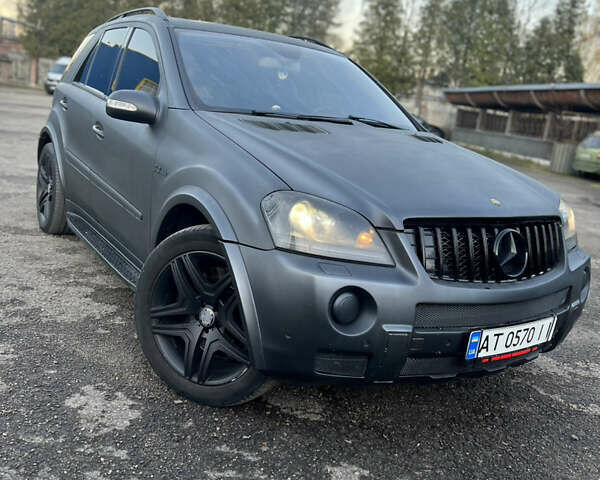 Серый Мерседес М-Класс, объемом двигателя 6.21 л и пробегом 250 тыс. км за 14500 $, фото 4 на Automoto.ua