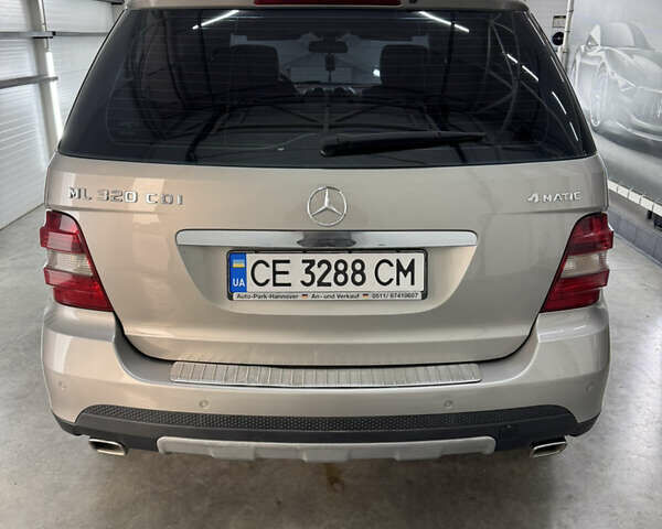 Сірий Мерседес М-Клас, об'ємом двигуна 2.99 л та пробігом 340 тис. км за 13700 $, фото 4 на Automoto.ua