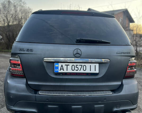 Серый Мерседес М-Класс, объемом двигателя 6.21 л и пробегом 250 тыс. км за 14500 $, фото 10 на Automoto.ua