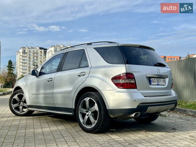 Серый Мерседес М-Класс, объемом двигателя 3 л и пробегом 345 тыс. км за 12400 $, фото 9 на Automoto.ua