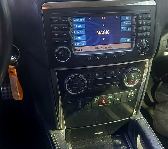 Серый Мерседес М-Класс, объемом двигателя 3.5 л и пробегом 300 тыс. км за 6700 $, фото 4 на Automoto.ua