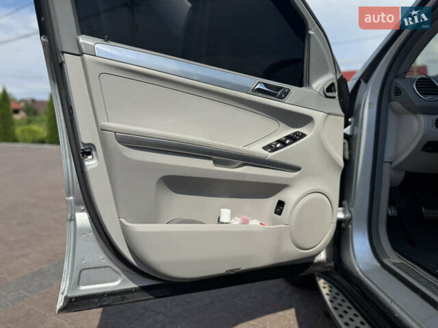 Серый Мерседес М-Класс, объемом двигателя 3.01 л и пробегом 280 тыс. км за 10900 $, фото 16 на Automoto.ua