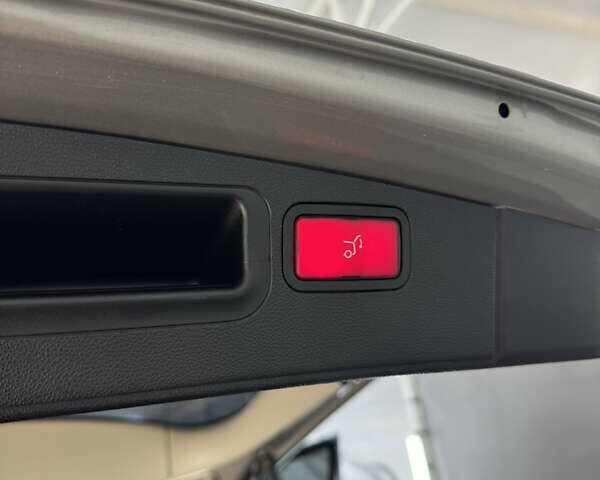 Сірий Мерседес М-Клас, об'ємом двигуна 2.99 л та пробігом 340 тис. км за 13700 $, фото 16 на Automoto.ua