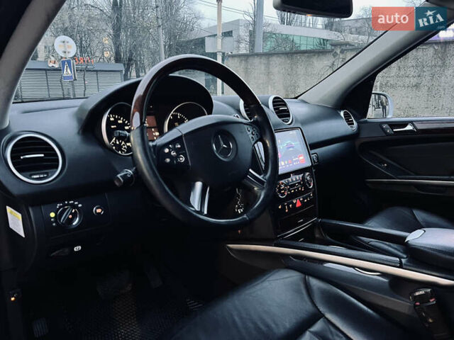 Сірий Мерседес М-Клас, об'ємом двигуна 3.5 л та пробігом 240 тис. км за 9700 $, фото 30 на Automoto.ua