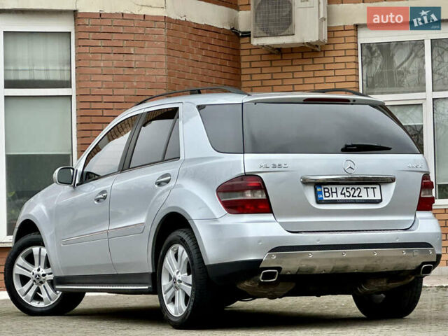 Серый Мерседес М-Класс, объемом двигателя 3.5 л и пробегом 240 тыс. км за 9800 $, фото 15 на Automoto.ua