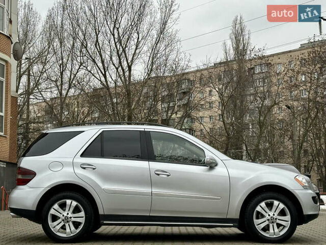 Серый Мерседес М-Класс, объемом двигателя 3.5 л и пробегом 240 тыс. км за 9800 $, фото 14 на Automoto.ua