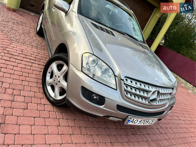 Сірий Мерседес М-Клас, об'ємом двигуна 3 л та пробігом 235 тис. км за 10900 $, фото 49 на Automoto.ua