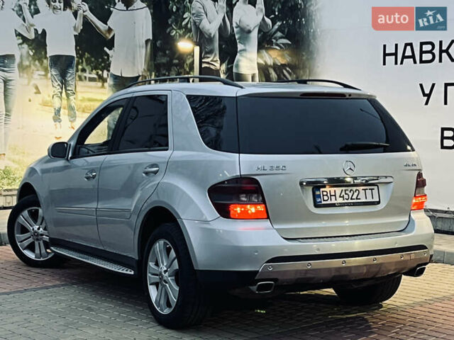 Сірий Мерседес М-Клас, об'ємом двигуна 3.5 л та пробігом 240 тис. км за 9700 $, фото 14 на Automoto.ua