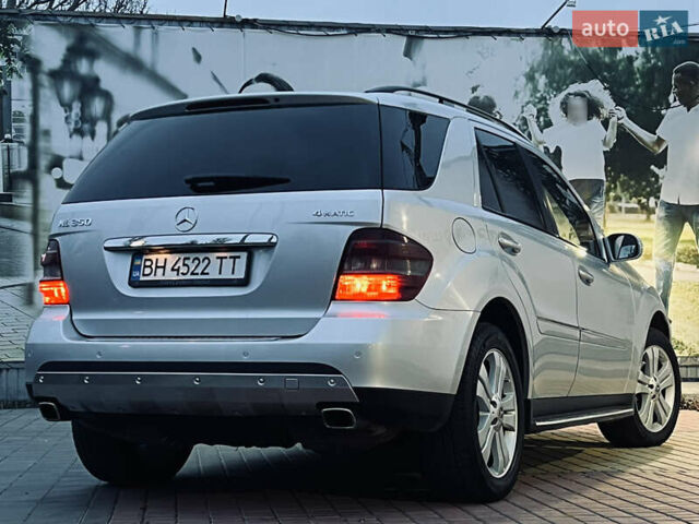 Сірий Мерседес М-Клас, об'ємом двигуна 3.5 л та пробігом 240 тис. км за 9700 $, фото 23 на Automoto.ua