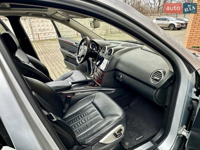 Серый Мерседес М-Класс, объемом двигателя 3.5 л и пробегом 240 тыс. км за 9800 $, фото 40 на Automoto.ua