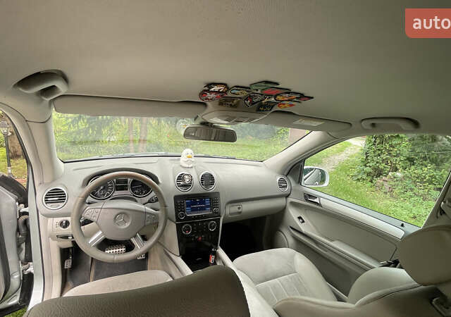 Серый Мерседес М-Класс, объемом двигателя 3 л и пробегом 300 тыс. км за 6300 $, фото 13 на Automoto.ua