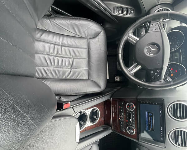 Серый Мерседес М-Класс, объемом двигателя 3.5 л и пробегом 250 тыс. км за 8500 $, фото 15 на Automoto.ua