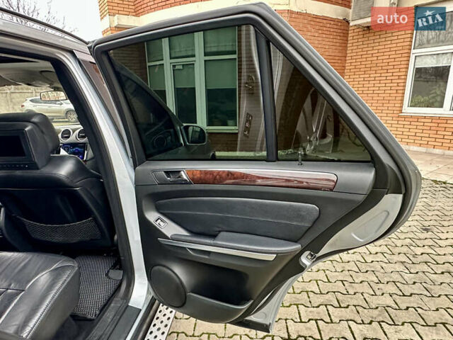 Серый Мерседес М-Класс, объемом двигателя 3.5 л и пробегом 240 тыс. км за 9800 $, фото 42 на Automoto.ua