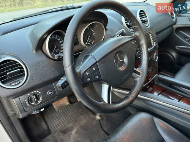 Мерседес М-Класс 2007 в Тячеве на Automoto.ua Серый Мерседес М-Класс, объемом двигателя 3 л и пробегом 260 тыс. км за 11500 $, фото 11 на Automoto.ua