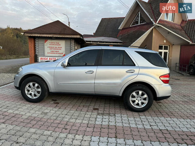 Сірий Мерседес М-Клас, об'ємом двигуна 2.99 л та пробігом 262 тис. км за 10700 $, фото 7 на Automoto.ua