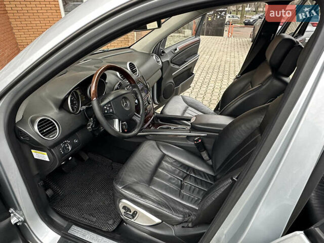 Серый Мерседес М-Класс, объемом двигателя 3.5 л и пробегом 240 тыс. км за 9800 $, фото 23 на Automoto.ua