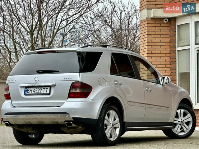 Серый Мерседес М-Класс, объемом двигателя 3.5 л и пробегом 240 тыс. км за 9800 $, фото 18 на Automoto.ua