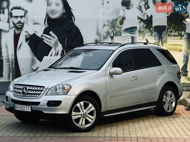 Сірий Мерседес М-Клас, об'ємом двигуна 3.5 л та пробігом 240 тис. км за 9700 $, фото 2 на Automoto.ua