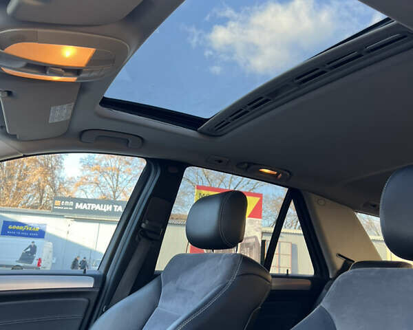 Серый Мерседес М-Класс, объемом двигателя 2.99 л и пробегом 254 тыс. км за 14499 $, фото 50 на Automoto.ua