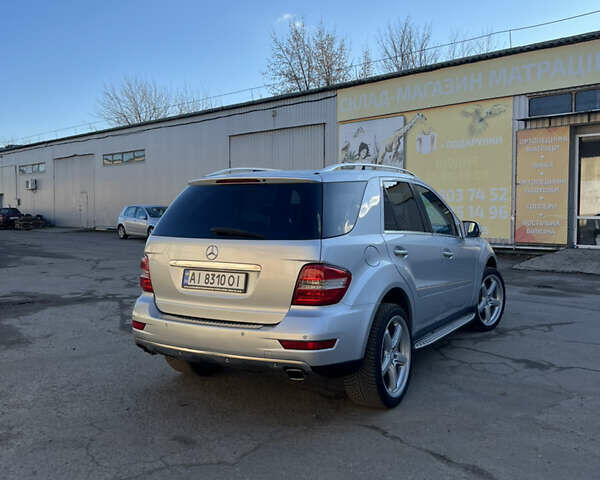 Серый Мерседес М-Класс, объемом двигателя 2.99 л и пробегом 254 тыс. км за 14499 $, фото 29 на Automoto.ua