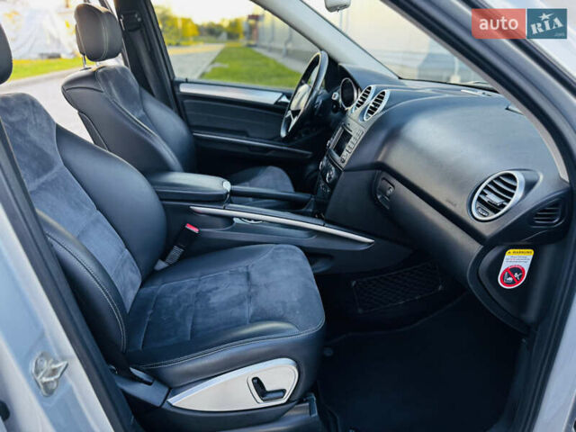 Сірий Мерседес М-Клас, об'ємом двигуна 3 л та пробігом 345 тис. км за 11499 $, фото 40 на Automoto.ua