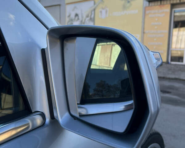 Серый Мерседес М-Класс, объемом двигателя 2.99 л и пробегом 254 тыс. км за 14499 $, фото 25 на Automoto.ua