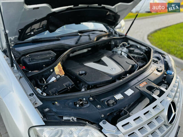 Сірий Мерседес М-Клас, об'ємом двигуна 3 л та пробігом 345 тис. км за 11499 $, фото 55 на Automoto.ua