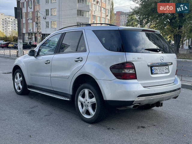 Серый Мерседес М-Класс, объемом двигателя 3.5 л и пробегом 210 тыс. км за 8400 $, фото 5 на Automoto.ua