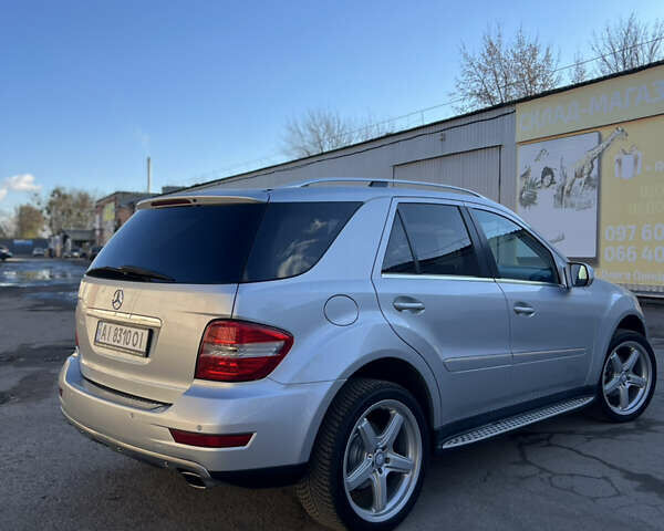 Серый Мерседес М-Класс, объемом двигателя 2.99 л и пробегом 254 тыс. км за 14499 $, фото 9 на Automoto.ua