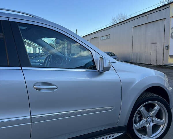 Серый Мерседес М-Класс, объемом двигателя 2.99 л и пробегом 254 тыс. км за 14499 $, фото 11 на Automoto.ua