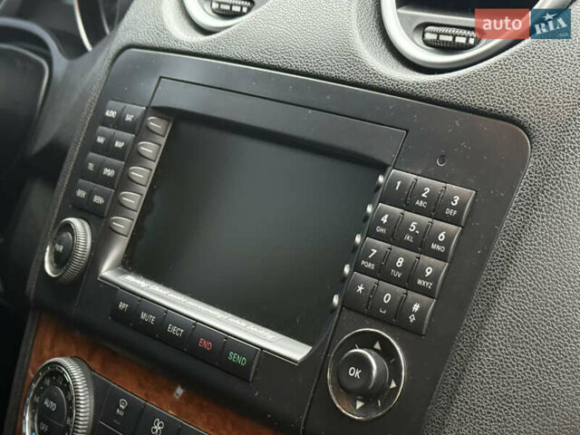 Сірий Мерседес М-Клас, об'ємом двигуна 3.5 л та пробігом 223 тис. км за 8999 $, фото 47 на Automoto.ua