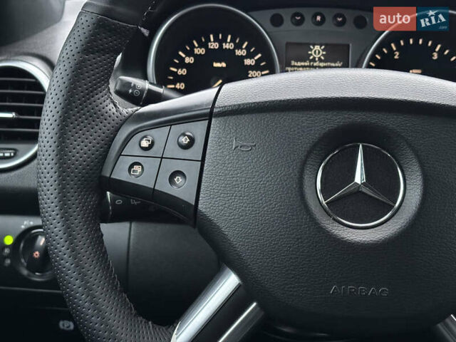 Серый Мерседес М-Класс, объемом двигателя 3 л и пробегом 406 тыс. км за 11000 $, фото 27 на Automoto.ua