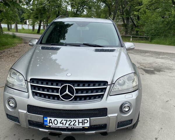Сірий Мерседес М-Клас, об'ємом двигуна 2.99 л та пробігом 300 тис. км за 11700 $, фото 2 на Automoto.ua