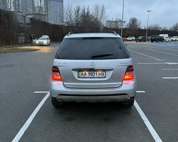 Серый Мерседес М-Класс, объемом двигателя 3.5 л и пробегом 234 тыс. км за 11700 $, фото 1 на Automoto.ua