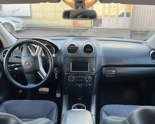 Серый Мерседес М-Класс, объемом двигателя 2.99 л и пробегом 254 тыс. км за 14499 $, фото 63 на Automoto.ua